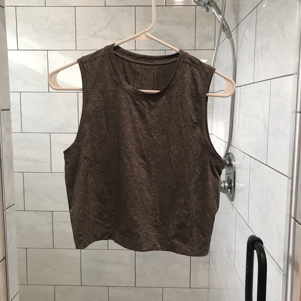 Crop Lululemon tank
